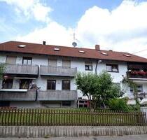 Sofort Einziehen! Modernes Wohnen im Grünen: 4-Zimmerwohnung mit Balkon in Oberneuching