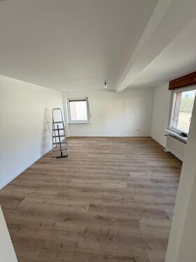 Foto - Kernsaniertes Einfamilienhaus zu Vermieten (Warmvermietung)