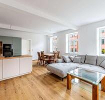 HEGERICH: Möblierte Wohnung im 2. Obergeschoss - Modern saniert mit historischem Flair - Erlangen Am Anger