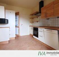 Großzügige 2-Raum-Wohnung mit Einbauküche und Balkon in Riesa-Gröba