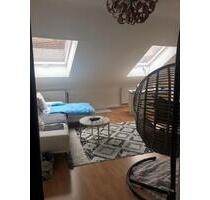 3 Zimmer Dachgeschosswohnung - 1.100,00&nbsp;EUR Kaltmiete, ca.&nbsp; 82,00&nbsp;m&sup2; in Kelsterbach (PLZ: 65451)