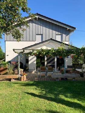 Foto - Einfamilienhaus mit großem Grundstück in ruhiger Lage