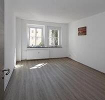 Pretty Wohnen in Citynähe - voll sanierte 3-Zimmer-Wohnung mit Dusche und Balkon! - Halberstadt