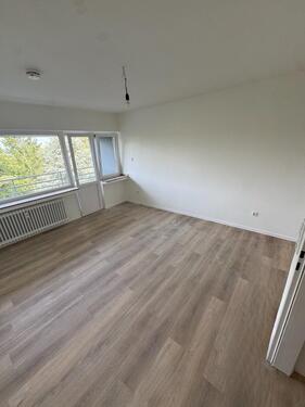 Foto - Renoviertes 1 Zimmer-Apartment mit Balkon Velbert Nordpark