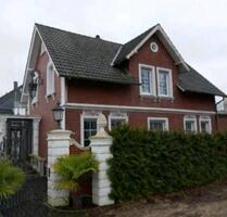 Einfamilienhaus mit Garten - 1.500,00&nbsp;EUR Kaltmiete, ca.&nbsp; 141,00&nbsp;m&sup2; in Gütersloh (PLZ: 33330)