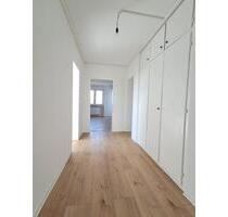 Moderne 4-Zimmer-Wohnung mit Balkon in Braunschweig