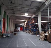 Lagerhalle mit ca. 2300 m², 7 Rampen und 9 m Deckenhöhe - Schenefeld