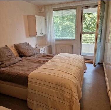Foto - WG-ZIMMER 18m² in Wuppertal,möbliert Doppelbett + Schreibtisch