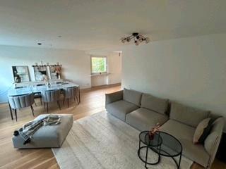 Foto - Hochwertig kernsanierte 4-Zimmer-Wohnung (133 m²) in Bestlage