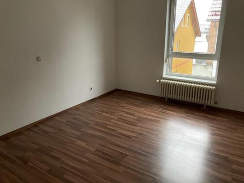 Foto - Großzügige 3-R.-Whg. mit EBK in saniertem Bürgerhaus, Nähe Behördenzentrum, Theater