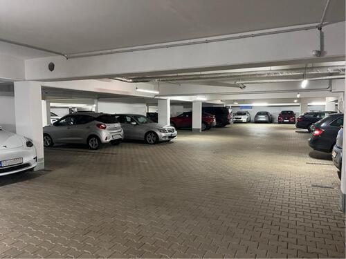 Foto - Dresden Pohlandplatz - freier Stellplatz