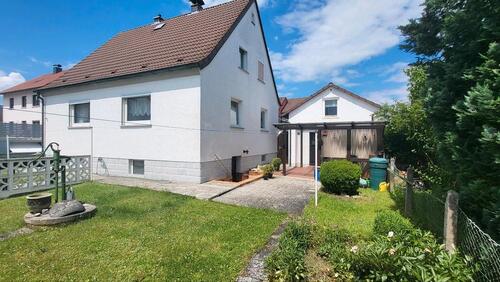 Foto - Einfamilienhaus mit 2 Garagen in Ebersdorf b Coburg