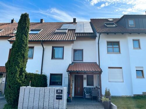 Foto - Reihenmittelhaus 6 Zimmer in Filderstadt Bernhausen