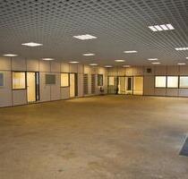 Stellplätze in einer Ehemaligen Ausstellungshalle zu vermieten ! - Bad Berneck im Fichtelgebirge