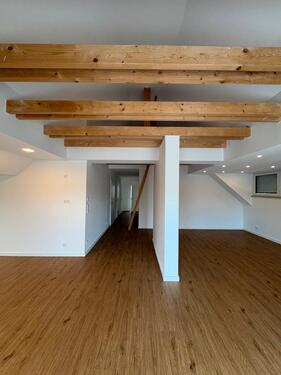 Foto - Moderne 3,5-Zimmer-Dachgeschosswohnung in der Rechenberganlage