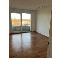 3- Raum-Wohnung Sandersleben——Sonnenseite—- - Arnstein