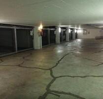 Absperrbarer Tiefgaragenplatz in München Zentral gelegen.