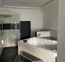 Sehr schöne Wohnung mit Garten und Garage - Ober-Olm