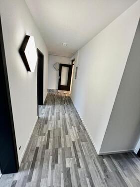 Foto - Helle 6,5 Zimmer Wohnung zu Vermieten