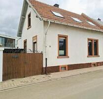 Haus in Grünstadt - 345.000,00&nbsp;EUR Kaufpreis, ca.&nbsp; 116,00&nbsp;m&sup2; in Grünstadt (PLZ: 67269)