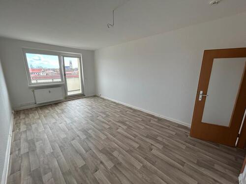 Foto - Erstbezug nach Sanierung! 3-Zimmer-Wohnung mit Balkon!