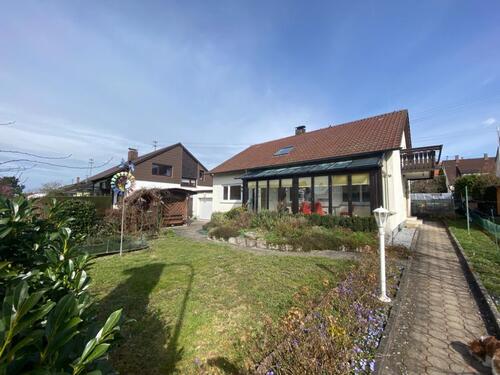 Foto - Einfamilienhaus freistehend 2 abgetrennte Wohnungen Dettenhausen