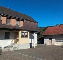 Großes Einfamilienhaus mit Garage und Garten auf über 2000m² - Bad Säckingen