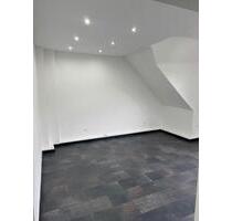 2-Zimmer- Wohnung mit ausgebautem Dachgeschoss& Balkon- Velbert