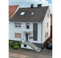 Haus mit Nebengebäuden - 385.000,00 EUR Kaufpreis, in Ronshausen (PLZ: 36217)