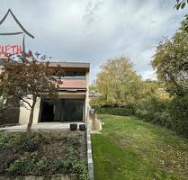 * Modernisierte DHH mit Garten in toller Randlage * - Asperg