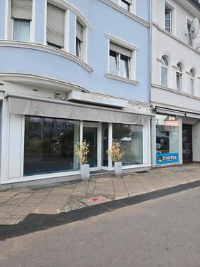 Foto - Ladenlokal in Dillingen City direkt am OdilienplatzHerrenstraße