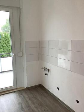 Foto - Wir renovieren noch für Sie diese 2 Zimmerwohnung mit Balkon!