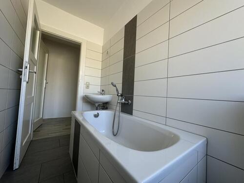 Foto - Moderne 2‑Zimmer‑Stadtwohnung mit Balkon am Schlafzimmer