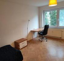 Zentrales Helles Zimmer in 2er Frauen-WG - Dresden Neustadt