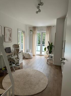 Foto - Moderne 3 Zimmer Wohnung in Hürth EBK, Stellplatz