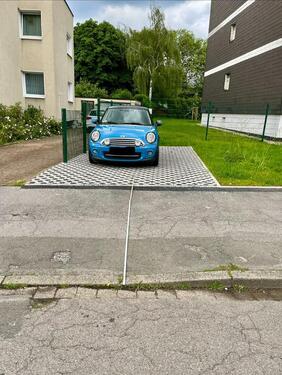 Foto - Großzügiger Stellplatz - 45,00&nbsp;EUR Miete,