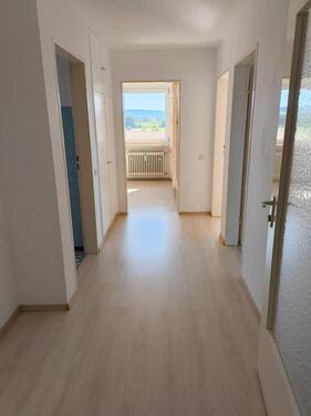 Foto - Helle 3 Zimmer, Wohnküche, Dusche , Badewanne, Garten, Terrasse