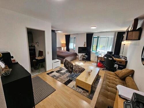 Foto - Wohnung- Nachmieter ab 15.12.2025 in Niederrad Vollmöbliert