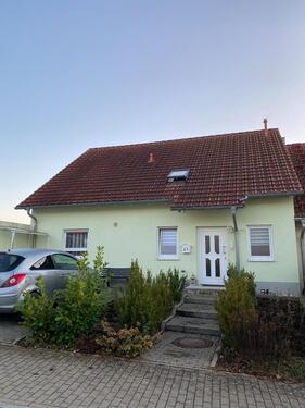 Foto - Charmante 3-Zimmer-Wohnung mit Balkon und moderner Küche