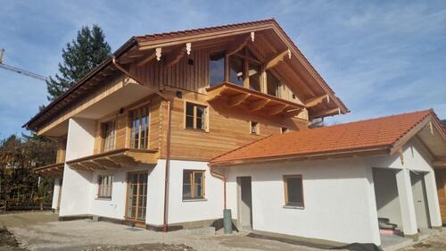 Foto - Erstbezug-charmante DHH gut geplant, energieeffizient ausgelegt