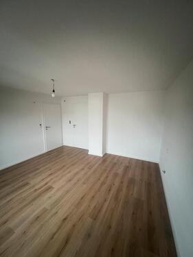 Foto - Hochwertig sanierte, helle 2,5-Zimmer-Wohnung in 1A Lage