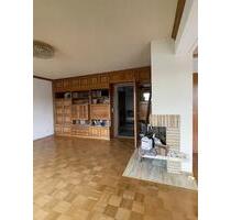 helle, teilmöblierte 2,5 Zimmer Wohnung - Stuttgart Bad Cannstatt