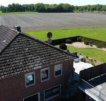 große Erdgeschosswohnung EG Wohnung m. Garten Gewächshaus Sauna - Großefehn