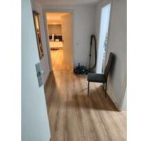 3 Zimmer Wohnung ab 1 April in Esslingen - Esslingen am Neckar Brühl