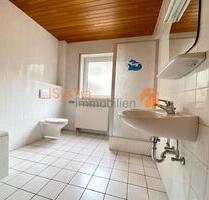 Charmante Erdgeschosswohnung mit Terrasse und Minigärtchen* - Elz