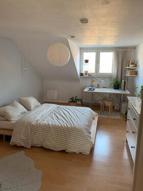 Foto - 2 Zimmer Dachgeschoßwohnung in Karlsruhe