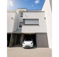 Exklusives Reihenhaus, 195 m² Wohnfläche, EEK A+, KEIN MAKLER - Oppenheim