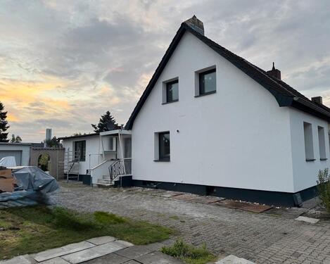 Foto - PROVISIONSFREI! Kernsanierte Doppelhaushälfte in ruhiger Siedlung