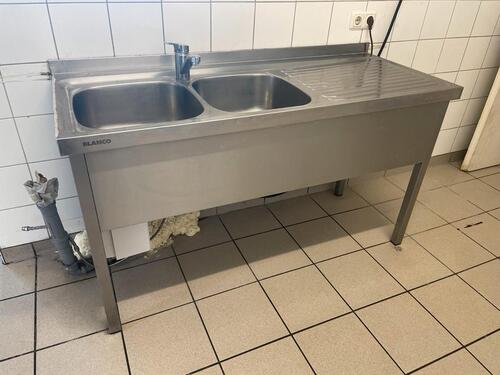 Foto - Edelstahlspüle, Gewerbe, mit Boiler