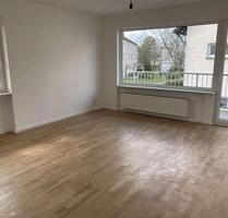 Helle 2-Zimmer-Wohnung im 1. OG – zentral in Mörfelden - Mörfelden-Walldorf